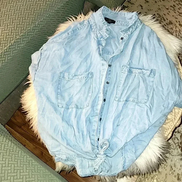 Velvet Heart Tshirt Button Down Tie Front NWOT - Picture 1 of 4